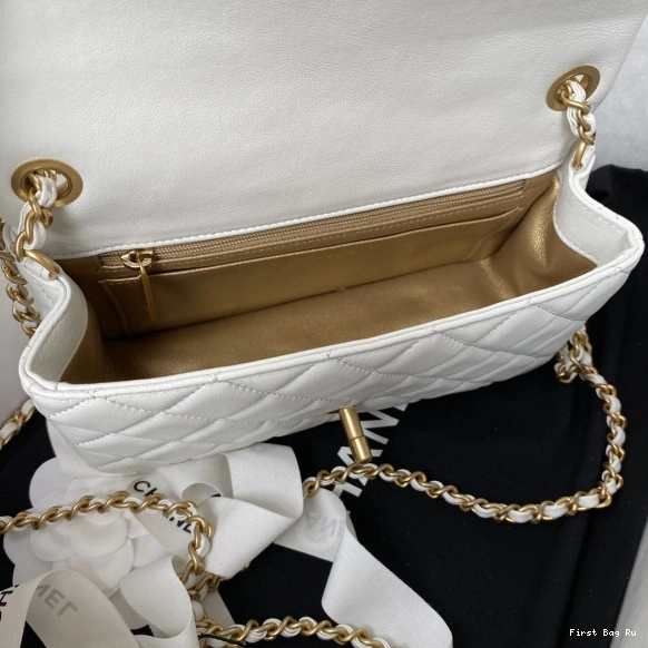 First Bag Ru BAG CHANEL FLAP 20CM 0806